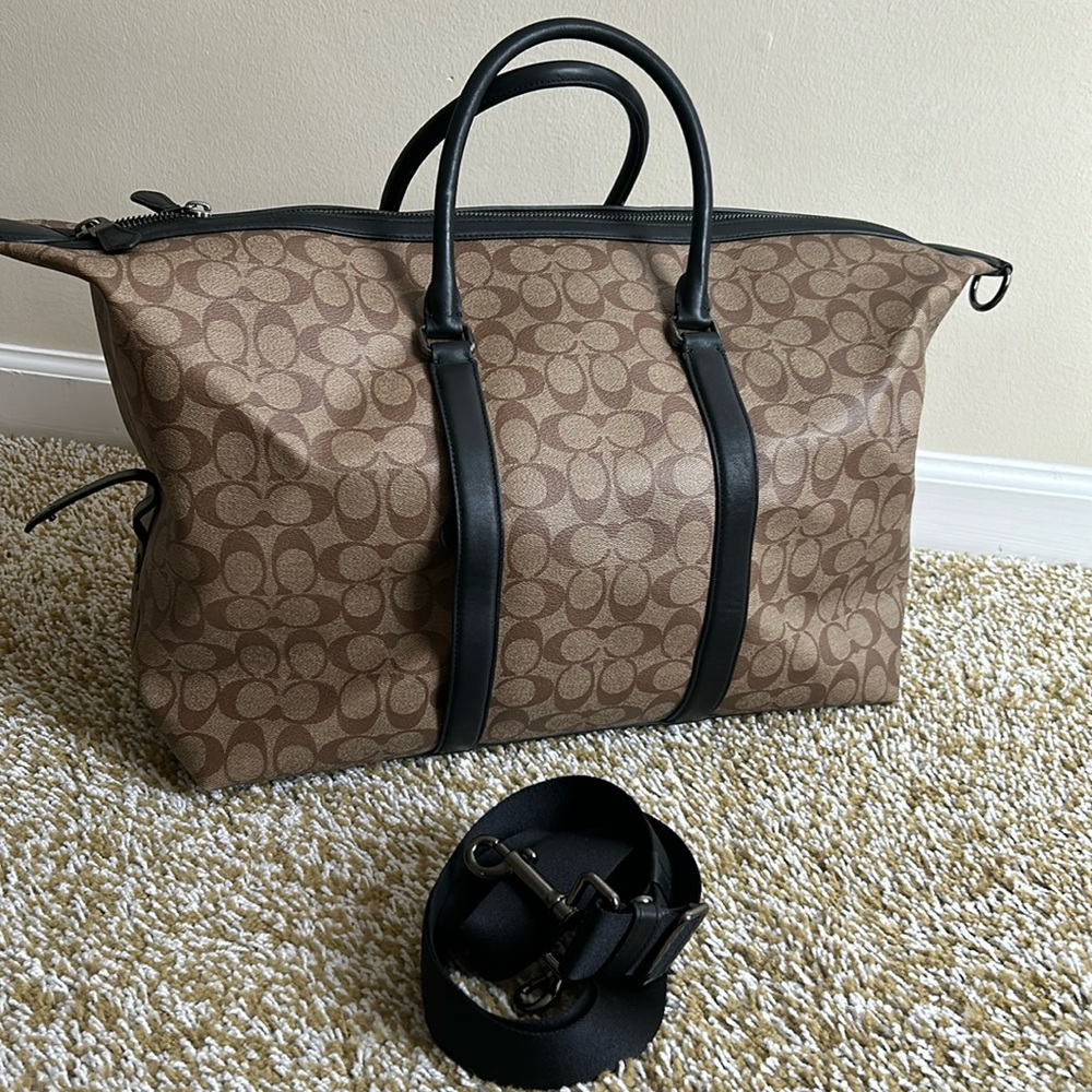 Coach - Picture 3 of 16